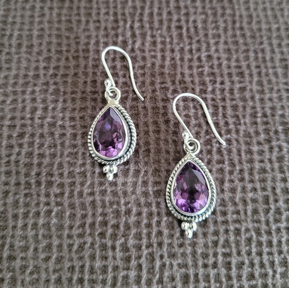 Shivam Amethyst💜 Teardrop💧Earrings - Picture 10 of 14